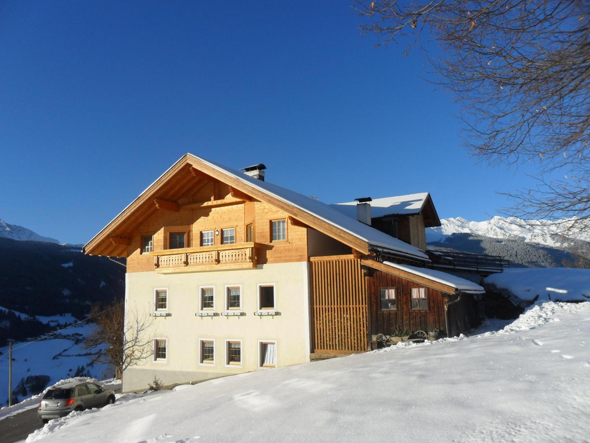 Aparthotel Maurerhof Telves 3*